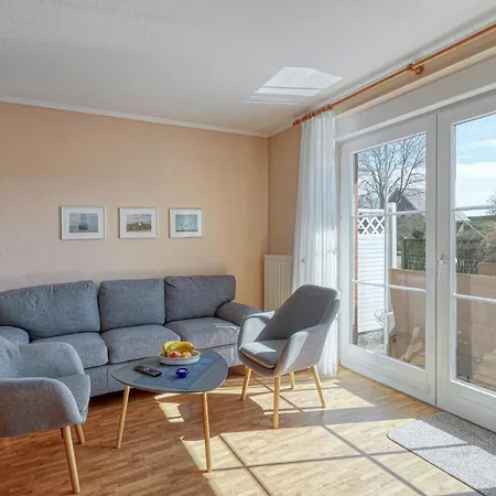 Nice Home In Toenning With Kitchen Zewnętrze zdjęcie