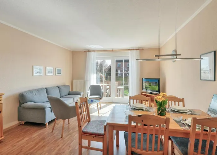 Nice Home In Toenning With Kitchen
