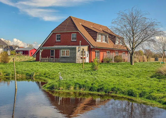 Nice Home In Toenning With Kitchen